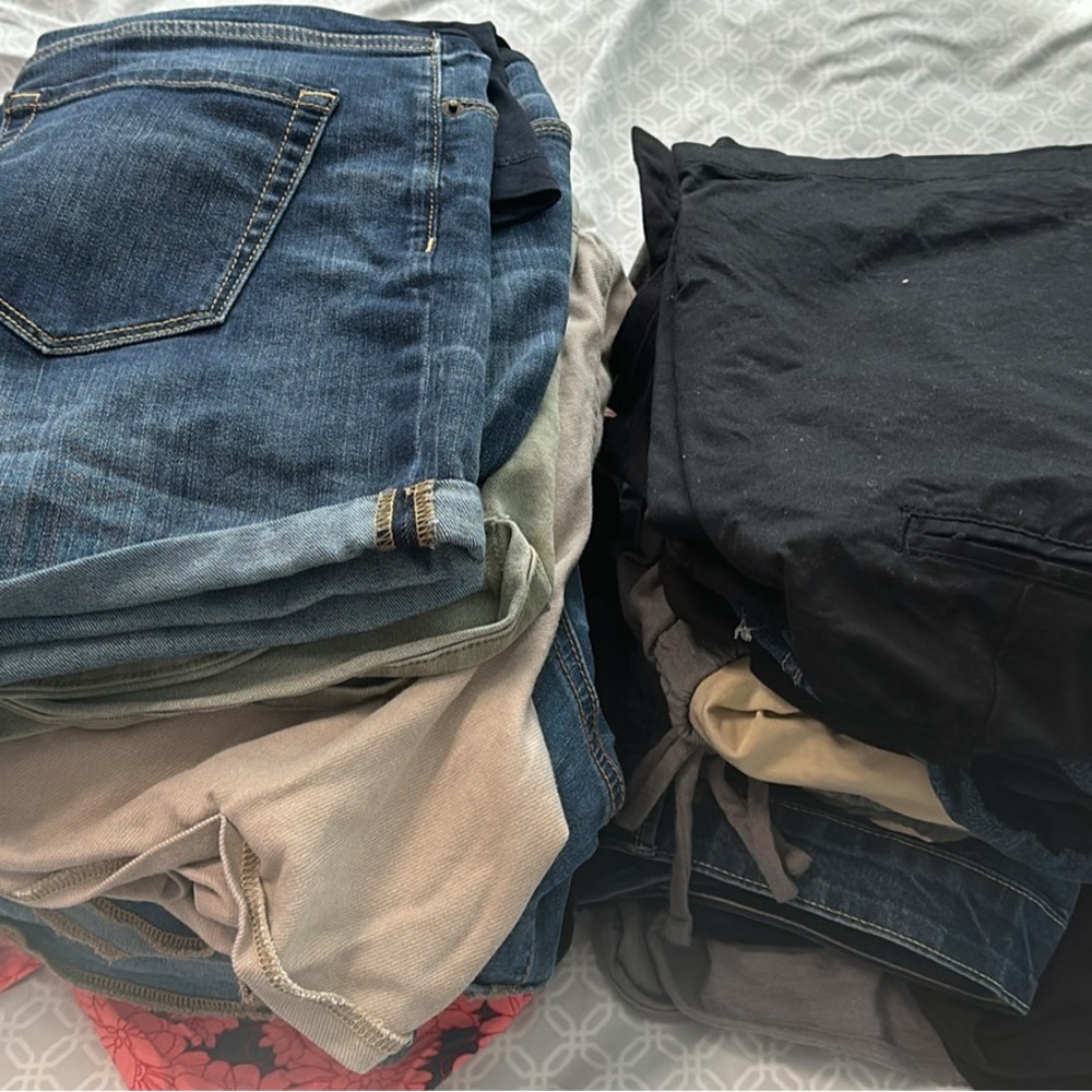 Lot Of Maternity Shorts